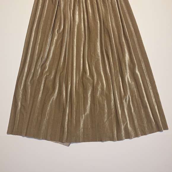 Vintage Handmade Gold Pleated Velvet Maxi Skirt - Women’s Size Small - Picture 4 of 6
